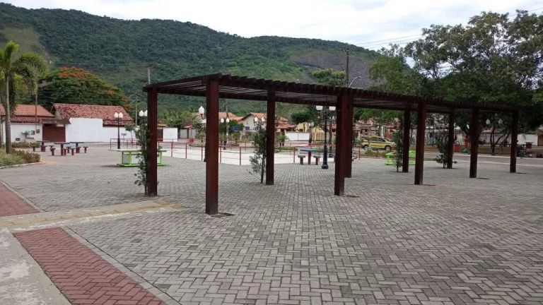 praça da 25 1