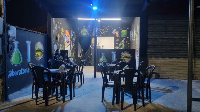 LABORATÓRIO (4)